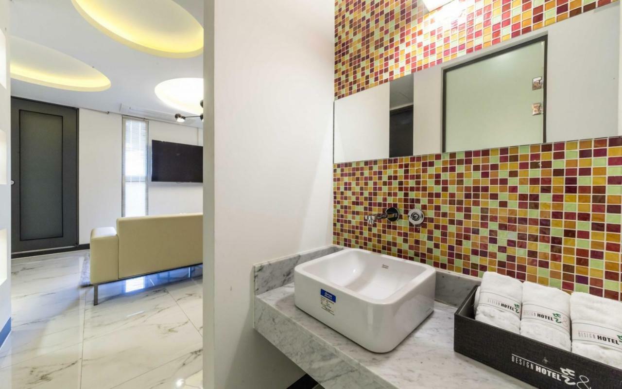 Design Hotel Ddeul& Osan Exterior foto